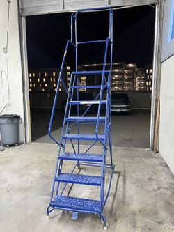 Shop Ladder