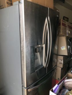 Refrigerator LG