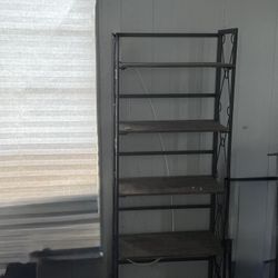 Fully Folding Bookshelf 