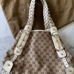 Gucci Pelham hobo bag