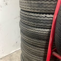 Commercial Truck Tires 