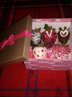 Chocolate dipped strawberries for Valentine's