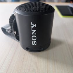 Sony DRS XB-13 Black