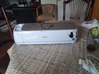 Cricut Maker Cutting Machine