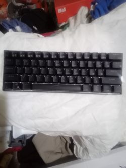 Royal Kludge mini wireless keyboard