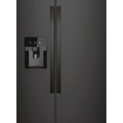 WHIRLPOOL 21.4-cu ft Side-by-Side Refrigerator with Ice Maker (Black)