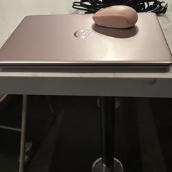 Beautiful  nice condition  lap top  hp