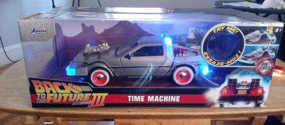 Die Cast Metal - Back To The Future lll - DeLorean - Time Machine - New -