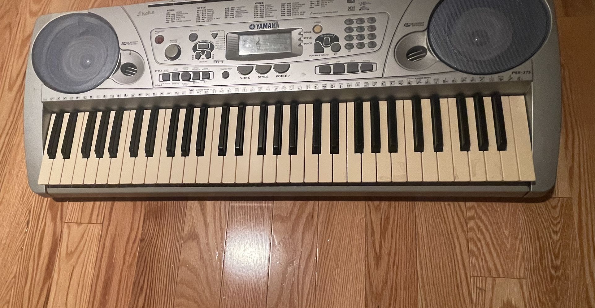 Yamaha PSR-275