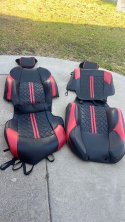 Toyota Tacoma black/red seat covers 2026