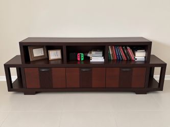Tv stand