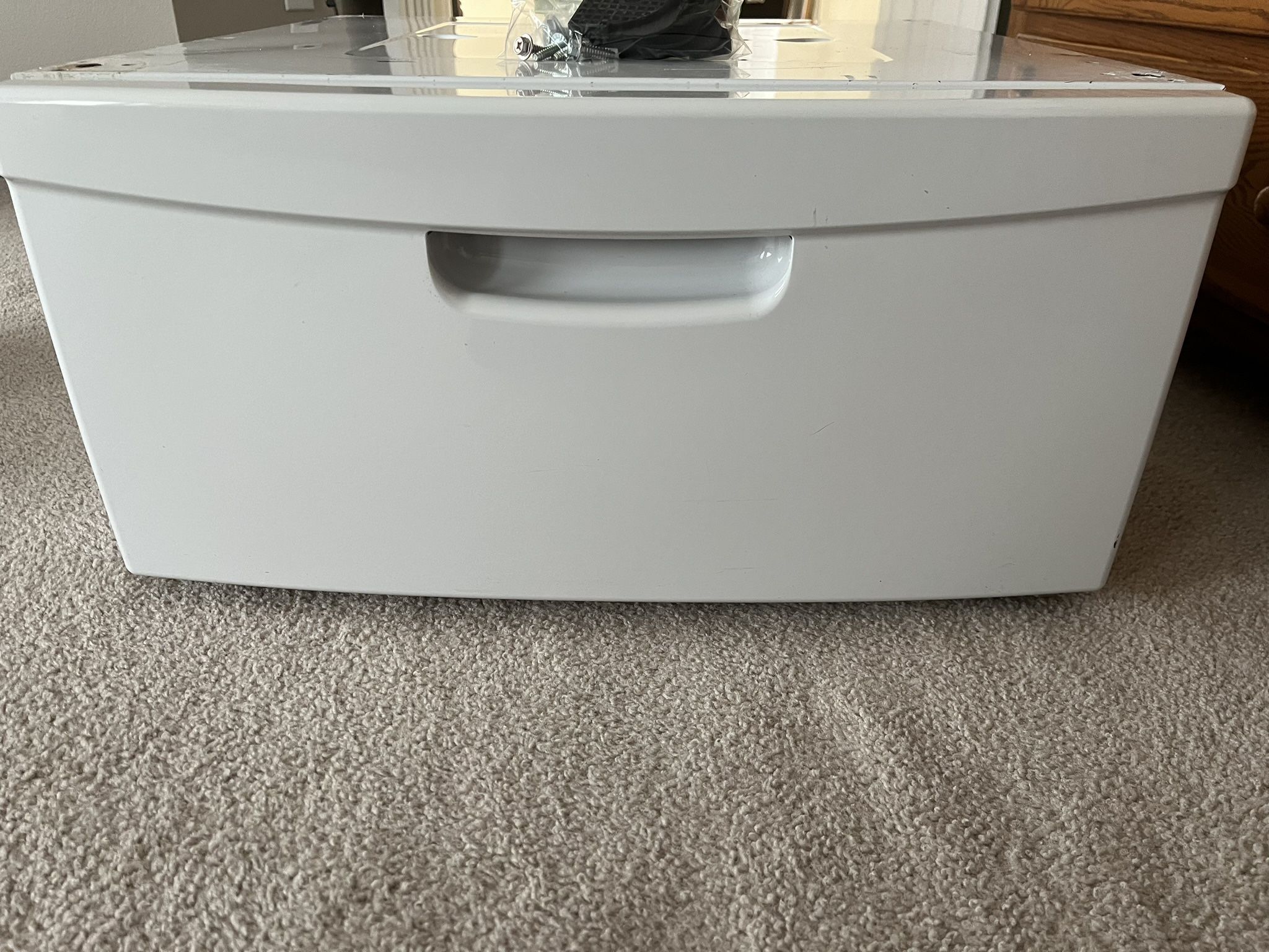 (2) Samsung - 27 in. Laundry Pedestal in White with Storage Drawer for Front Load Washer & Dryer