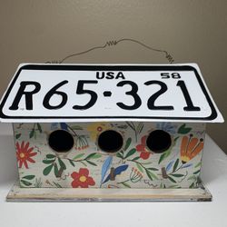 Bird feeder 