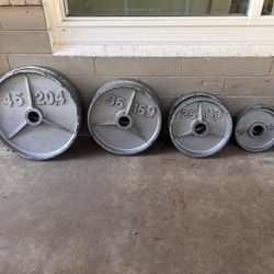 255lb Deep dish Olympic weight set
