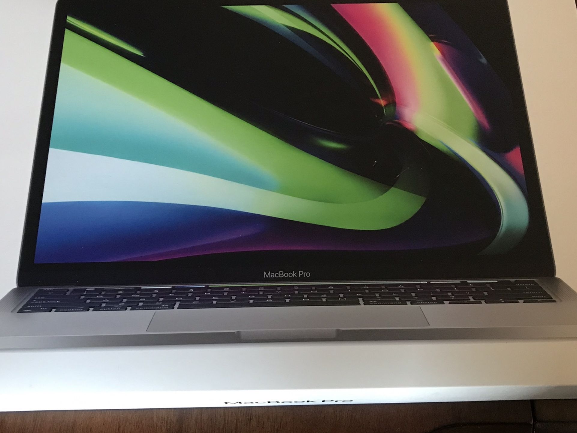MacBook Pro 13in 2020 (box only)