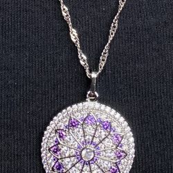 Silver Toned Necklace With Circular Pendant Aand 