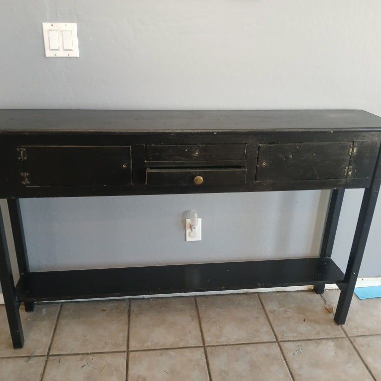 Couch Hutch Table