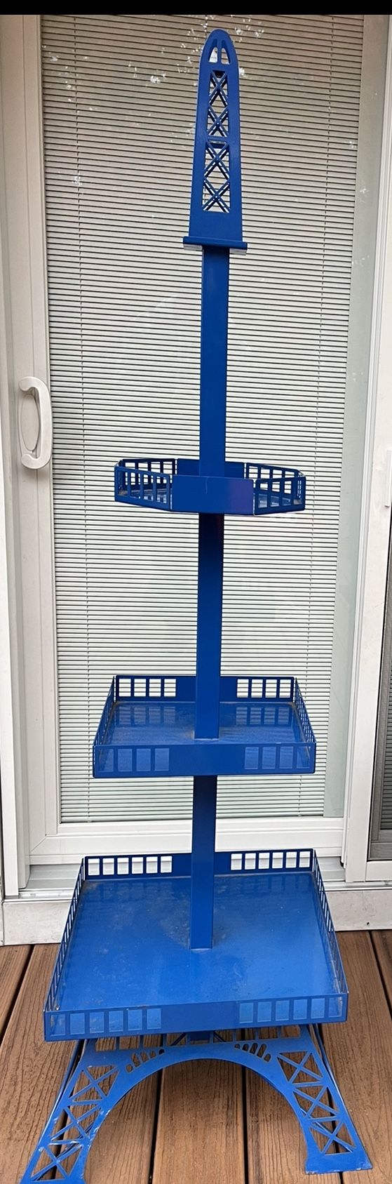 Eiffel Tower 3 Tier Metal Shelf in very good condition &30