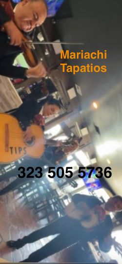 mariachi de botonazo