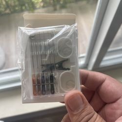 Luxury Hotel Sewing Kits