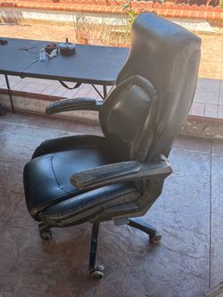 LaZboy office chair
