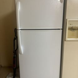 Used Fridge And Freezer 