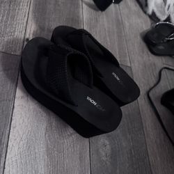 Fashion Nova Sandals