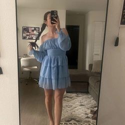 Elegant Light Blue Women's Dress