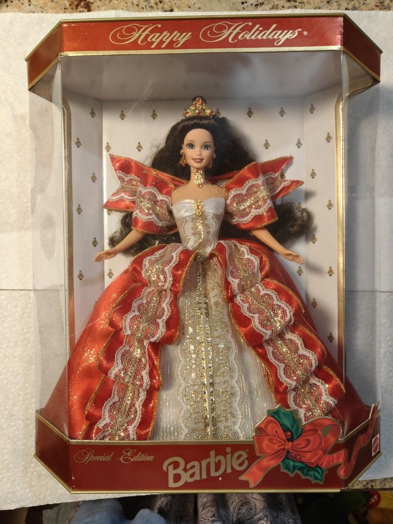 Christmas Collector's Edition Barbie 1997 NIB