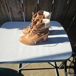Michael Kors Woman Boots Size 7.5