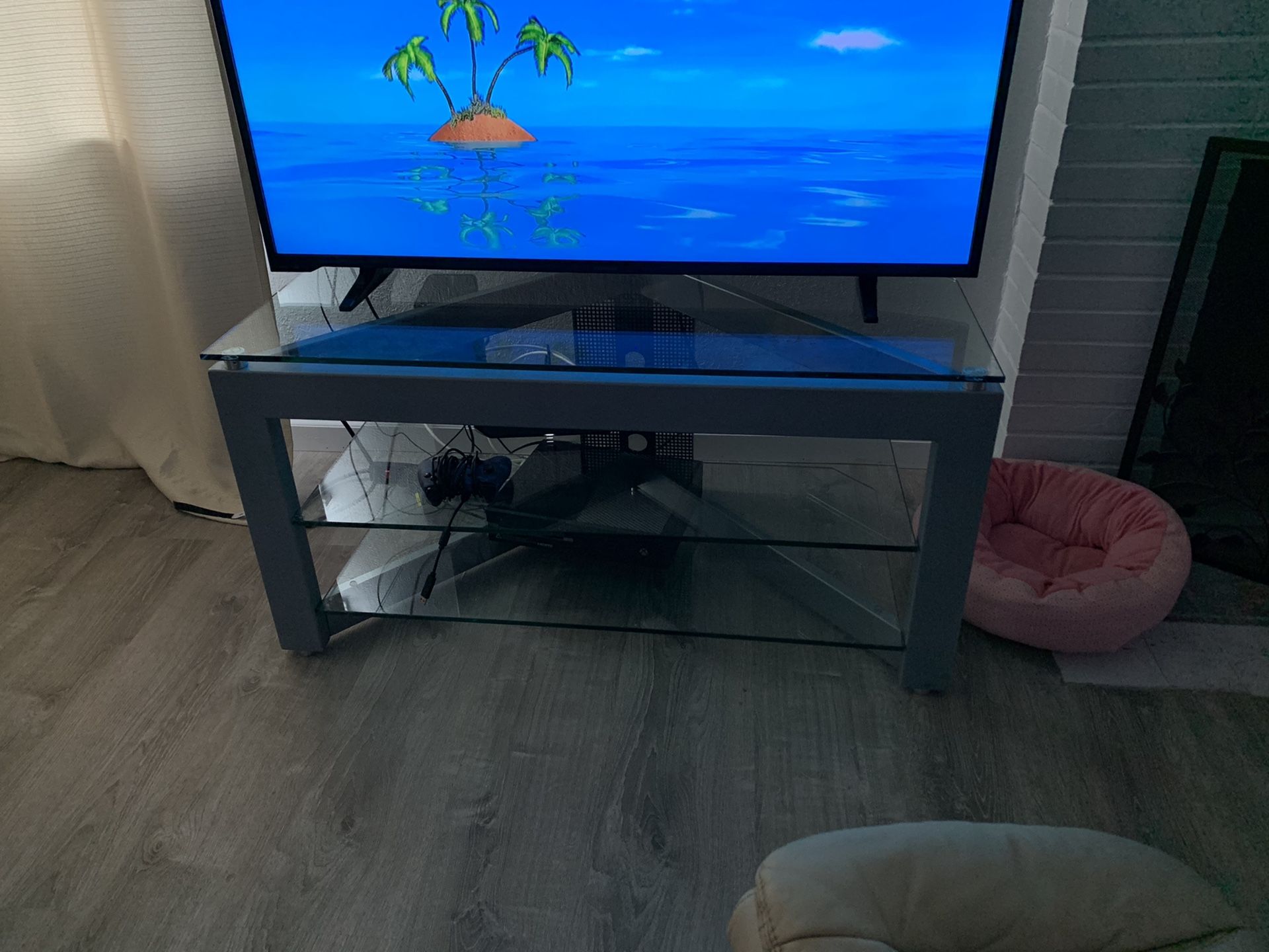 Tv stand