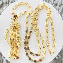 14K Gold plated Santa Muerte Men’s Necklace. New