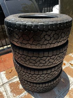 Toyo A/T - 265/70R17