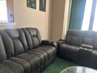 Chocolate 2 piece recliner couch set!