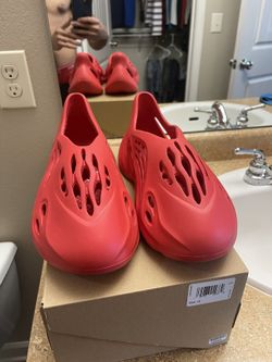 Yeezy Foam Runners Sz 12