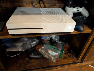 Xbox One S