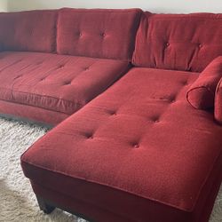 Red Couch sectional “American signature” 