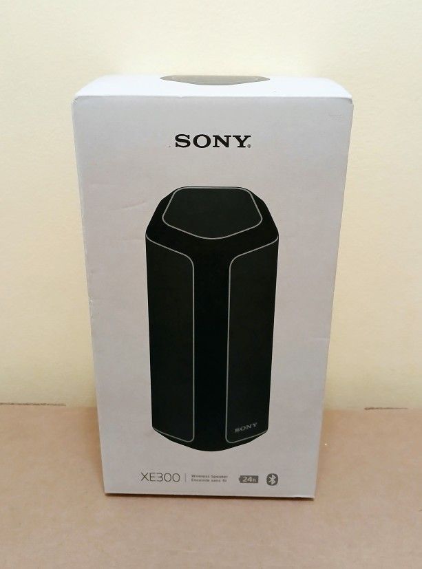 Sony SRS-XE300 Wireless Bluetooth Speaker - NEW!