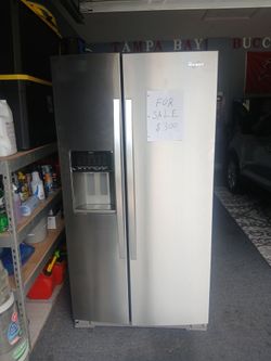 Refridgerator $300 firm