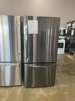 LG refrigerator LRDCS26031D
