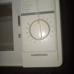 A Samsung Mini Chef Microwave