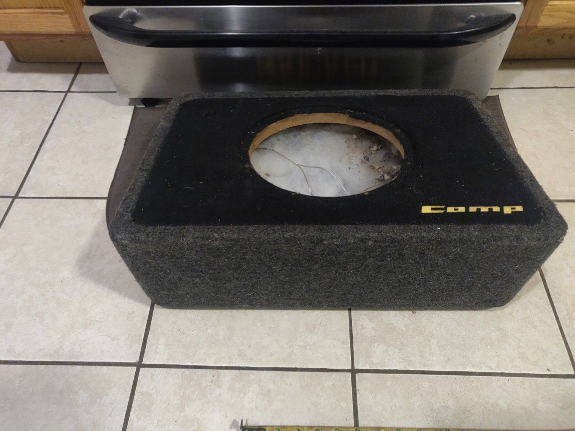 Cajón para bocina de bajo de 10" kicker