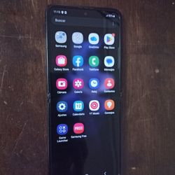 Samsung Flip 3 Unlocked 8gb Ram 128gb Memory $200dlls!!!