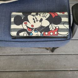 Mickey LOVES Minnie Wallet By Loungefly
