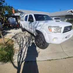 Toyota Tacoma Trd ciliders 4.0 Engine 