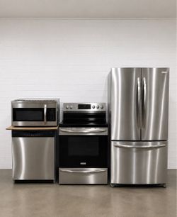 Kitchen Appliances set like new
