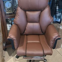 Office Chair Executive Brown. New