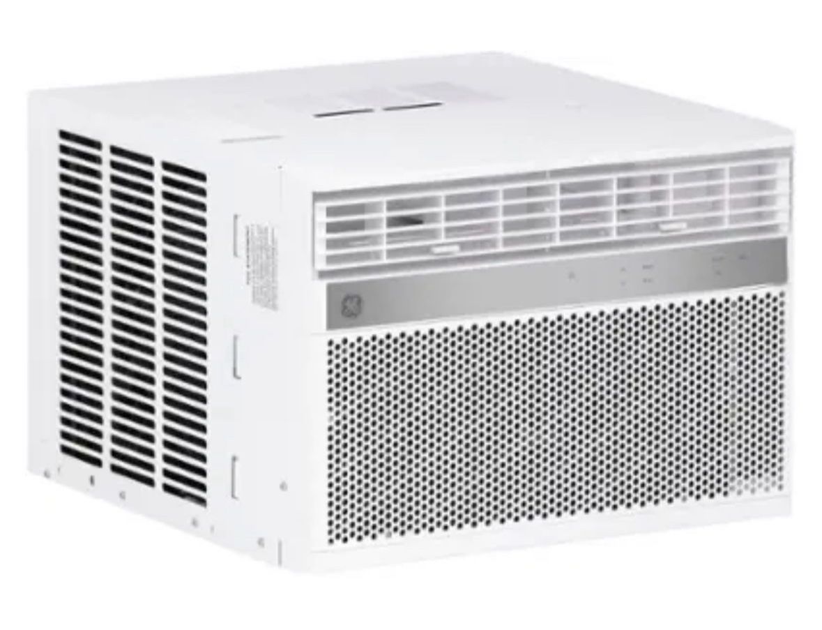 GE WINDOW AIR CONDITIONER 10,000 BTU AS NEW