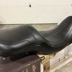 “BRAND NEW” Harley Davidson LePera LK957DL Seat 