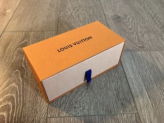 Louis Vuitton Shoe Box for Sale in Longwood, FL - OfferUp